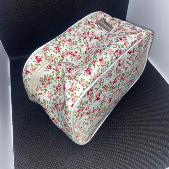 NIP Floral Cosmetic Bag with Pink Handle - Picture 6 of 8